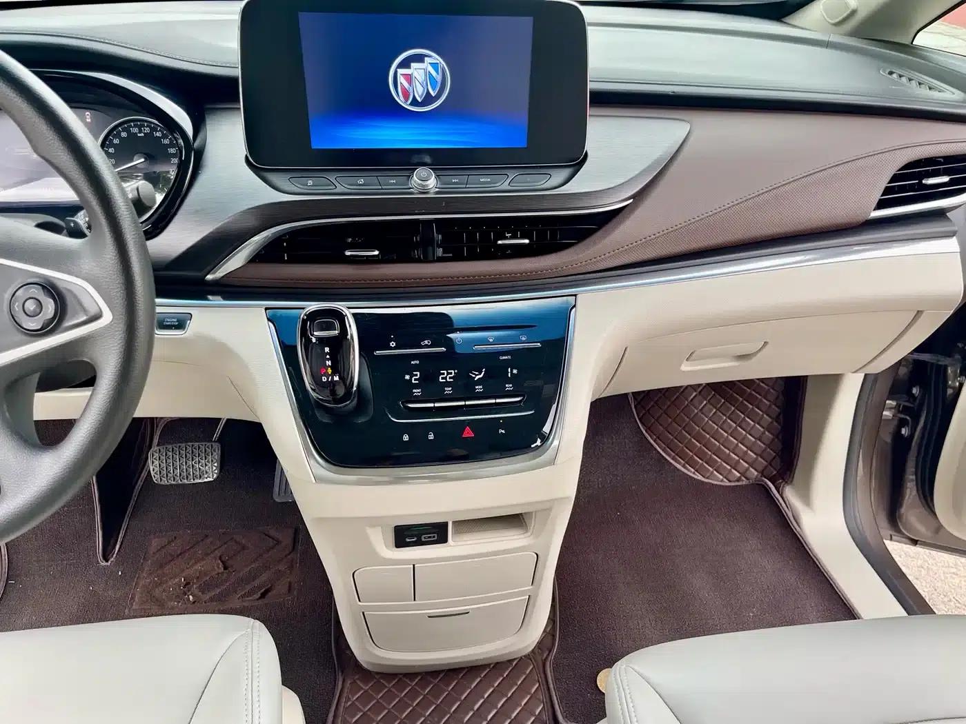 Buick GL8 2022 Land Business Class 652T Comfort — миниатюра 14