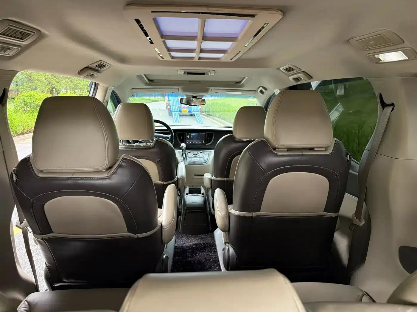 Buick GL8 2011 3.0L GT Luxury Business Edition — миниатюра 6