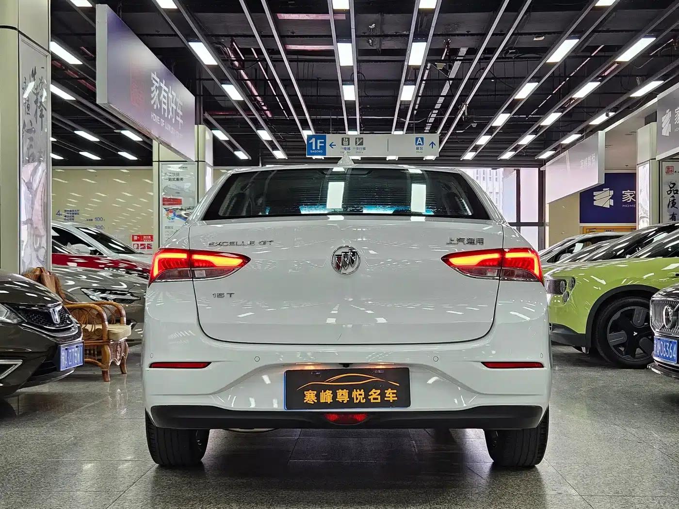 Buick Excelle 2019 15T Dual-Clutch Connected Elite (National V Emission Standard) — миниатюра 4