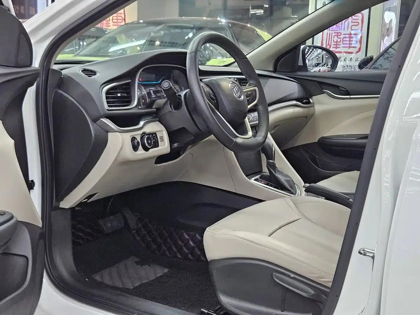 Buick Excelle 2019 15T Dual-Clutch Connected Elite (National V Emission Standard) — миниатюра 7