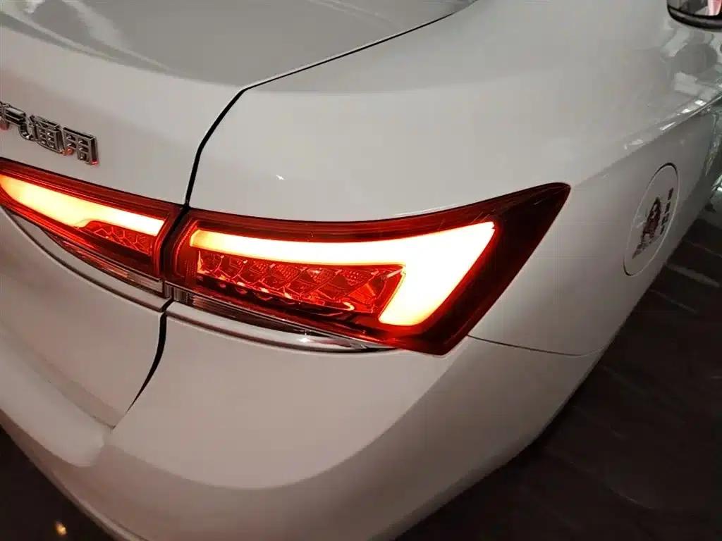 Buick Excelle 2019 18T Automatic Connected Elite (National V Emission Standard) — миниатюра 8