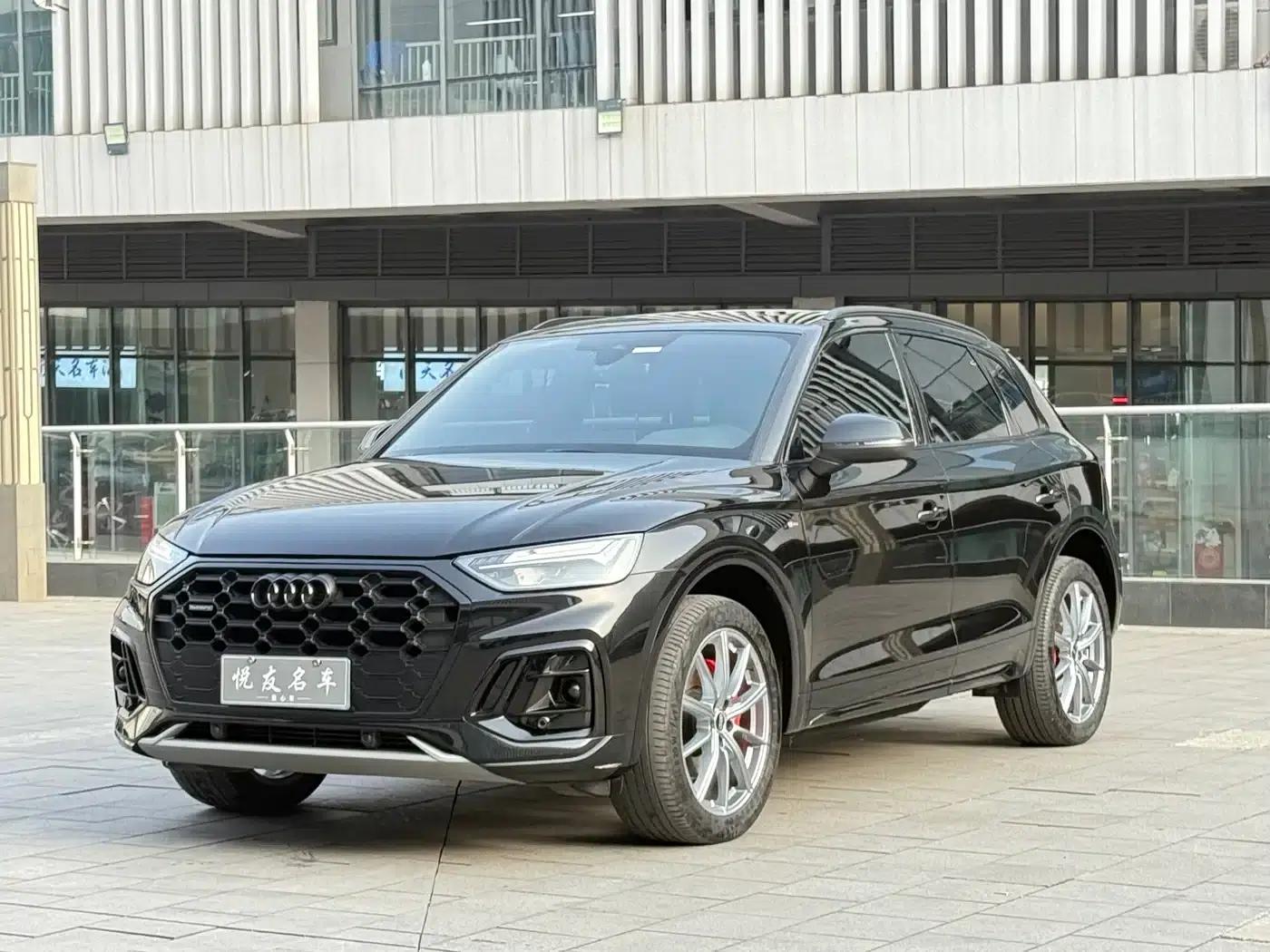 Audi Q5L 2024 40 TFSI Luxury Dynamic — миниатюра 1