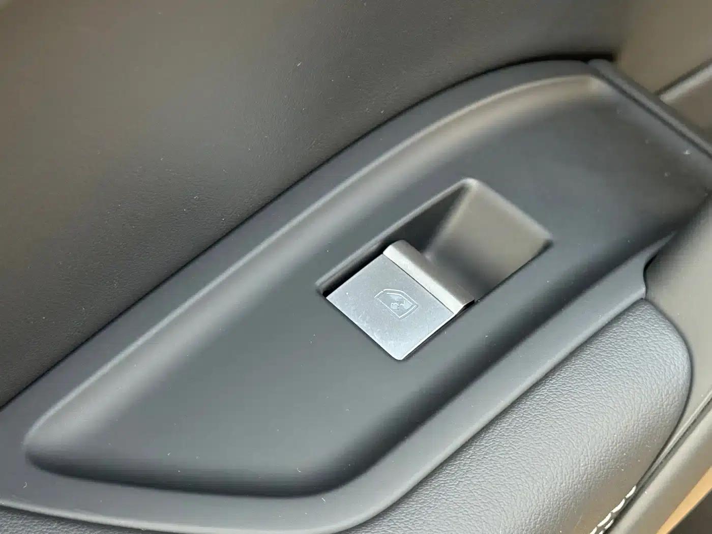 Audi Q5L 2024 40 TFSI Luxury Dynamic — миниатюра 20