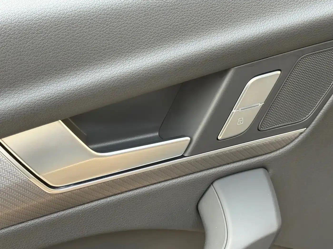 Audi Q5L 2024 40 TFSI Luxury Dynamic — миниатюра 21