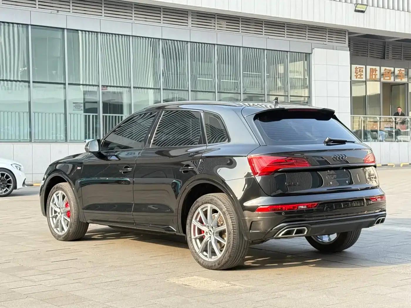 Audi Q5L 2024 40 TFSI Luxury Dynamic — миниатюра 6