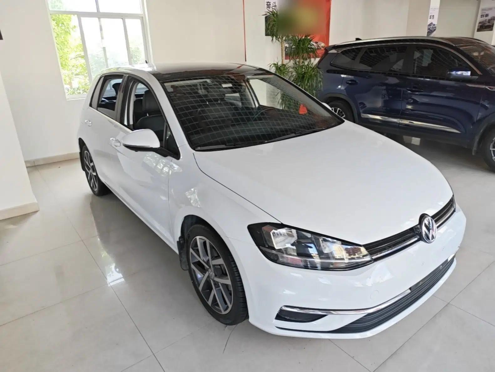 Volkswagen Golf 2020 Zhiai Edition 280TSI DSG Luxury Model — миниатюра 3