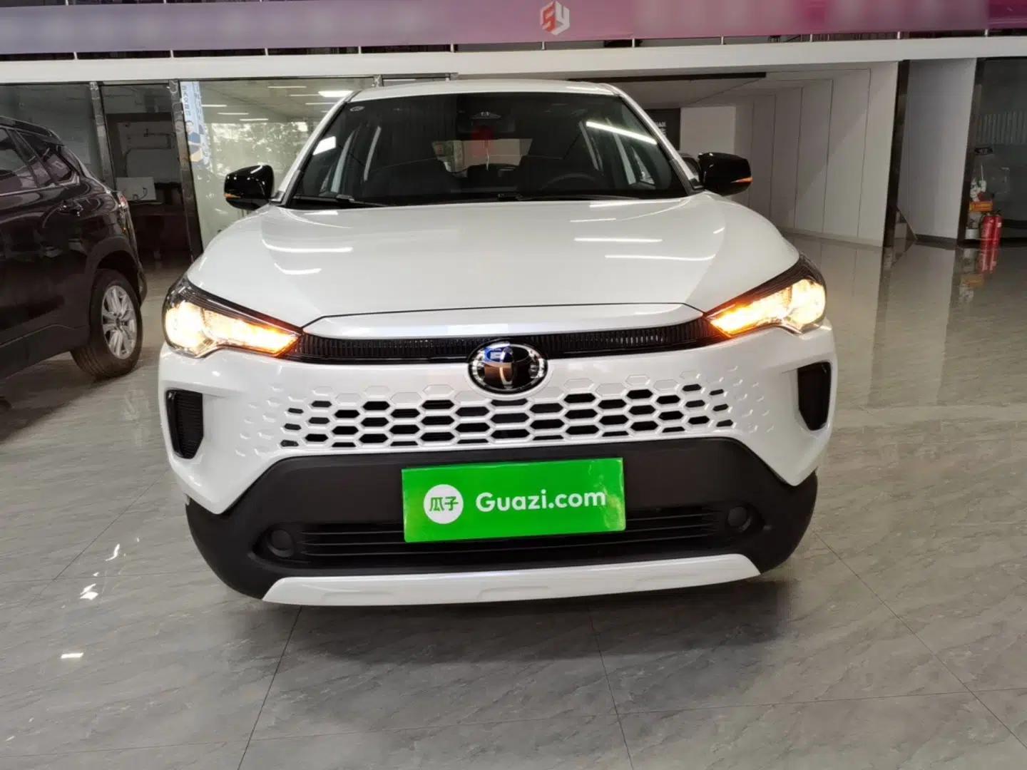 Toyota Corolla Cross 2026 Model 2.0L Pioneer Edition — миниатюра 2