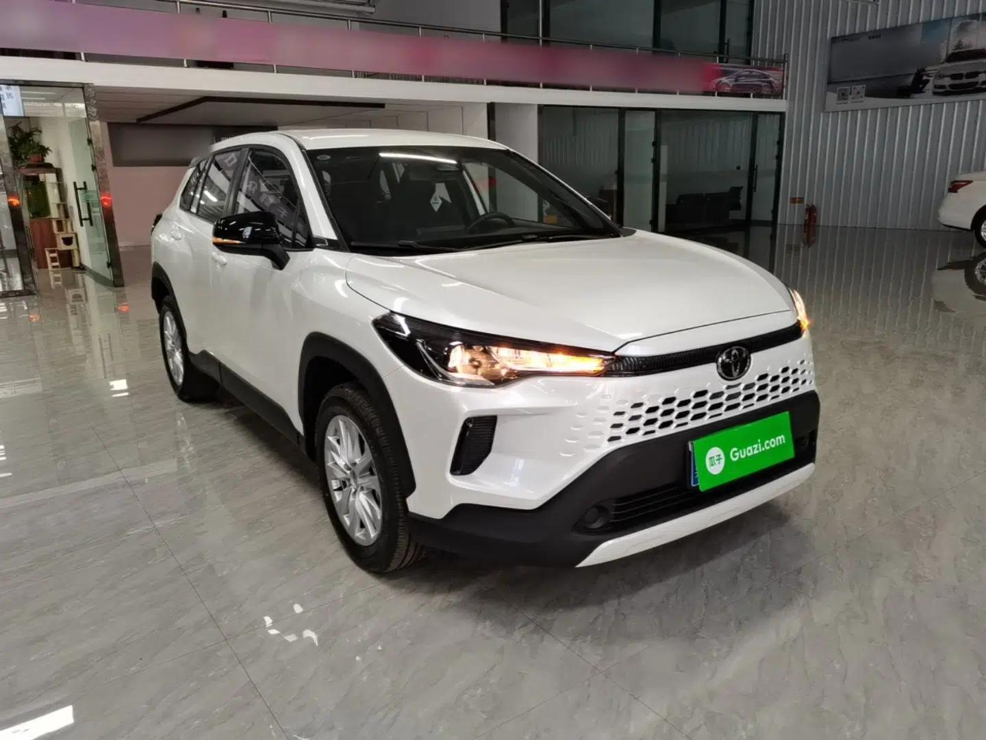 Toyota Corolla Cross 2026 Model 2.0L Pioneer Edition — миниатюра 3