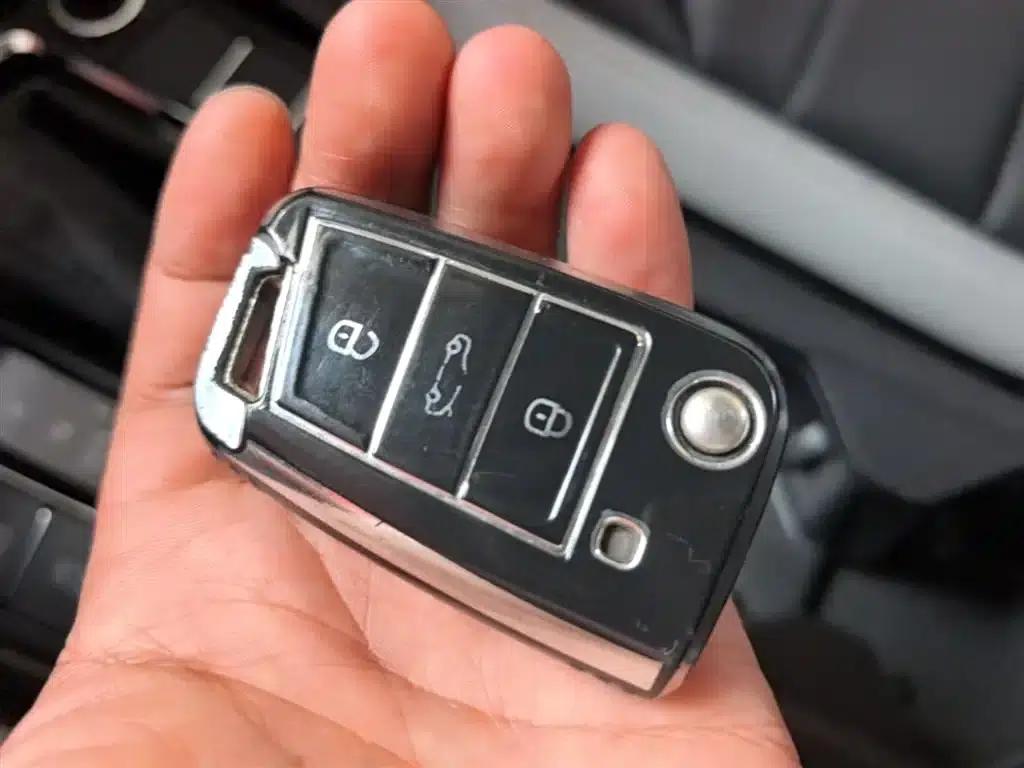 2023 Volkswagen Bora 300TSI DSG Premium Edition — миниатюра 9
