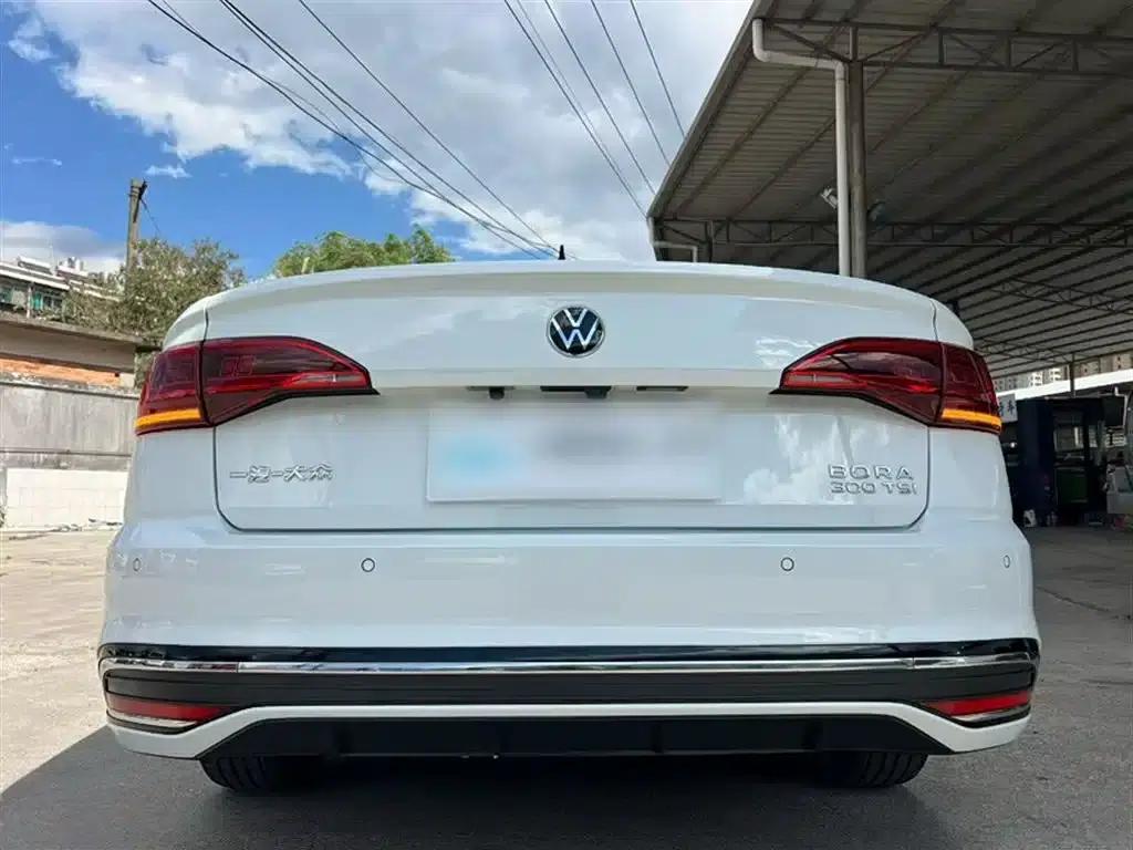 2023 Volkswagen Bora 300TSI DSG Premium Edition — миниатюра 7