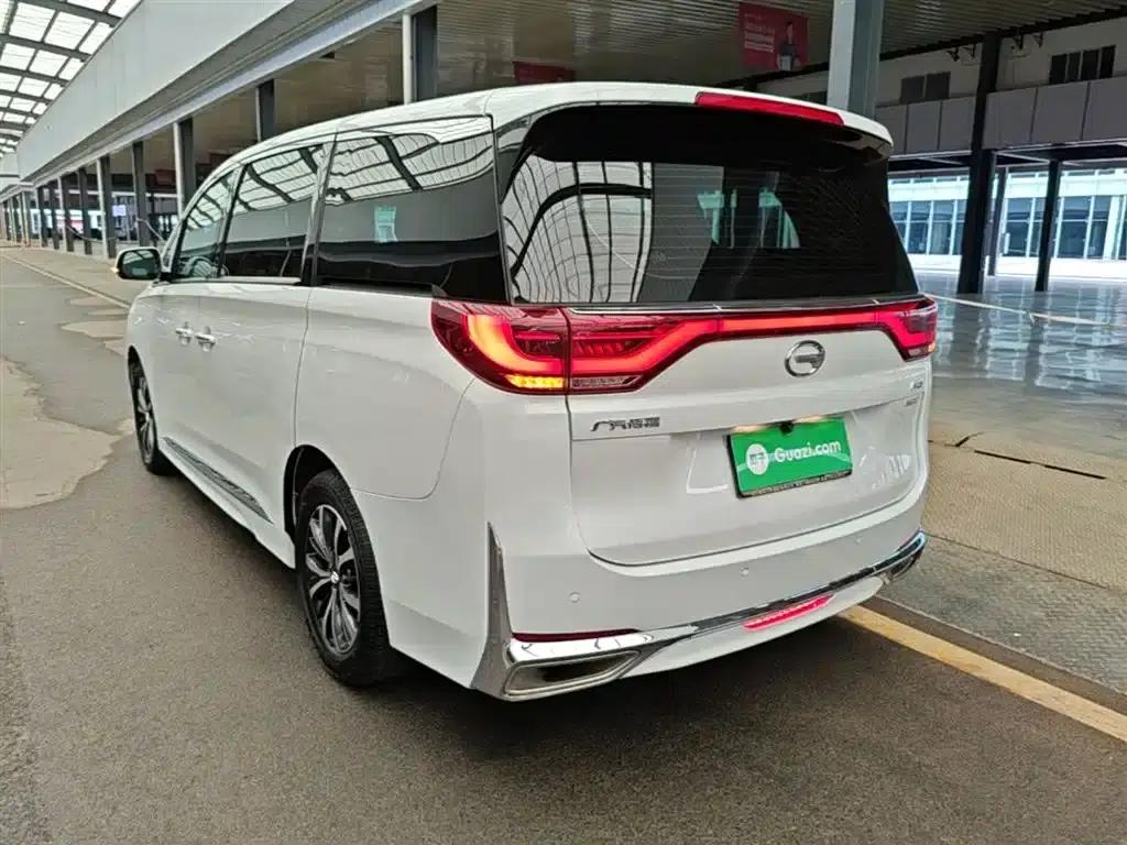 Trumpchi M8 2021 Facelift, Elite Series 390T Luxury Edition — миниатюра 5