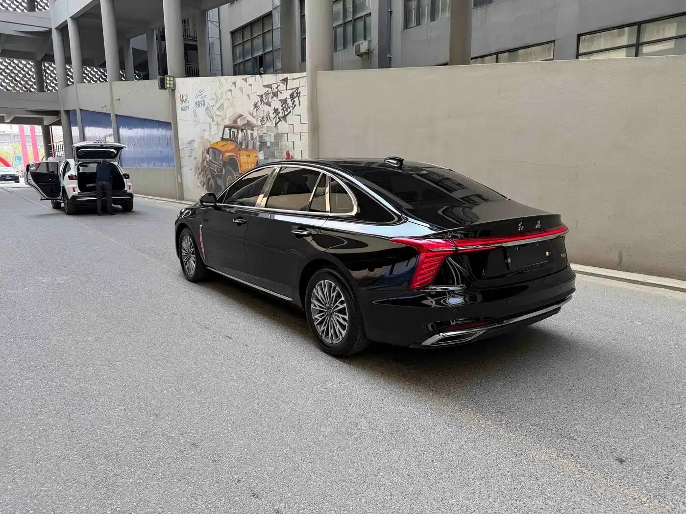 Hongqi H5 2023 1.5T DCT Intelligent Flagship Edition — миниатюра 4
