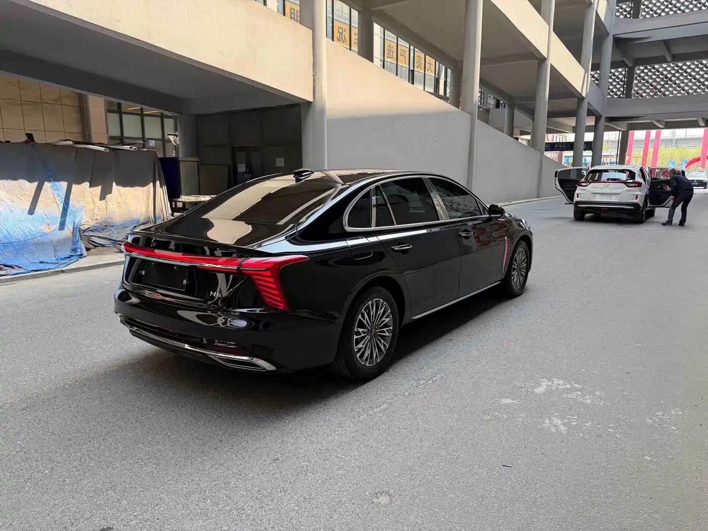 Hongqi H5 2023 1.5T DCT Intelligent Flagship Edition — миниатюра 6