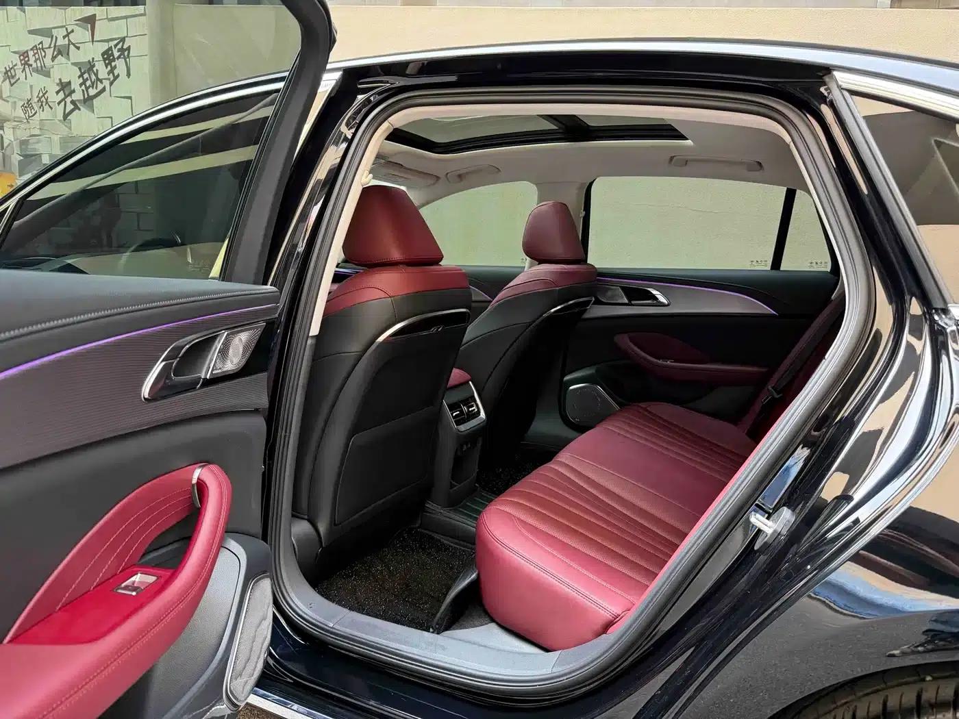 Hongqi H5 2023 1.5T DCT Intelligent Flagship Edition — миниатюра 8