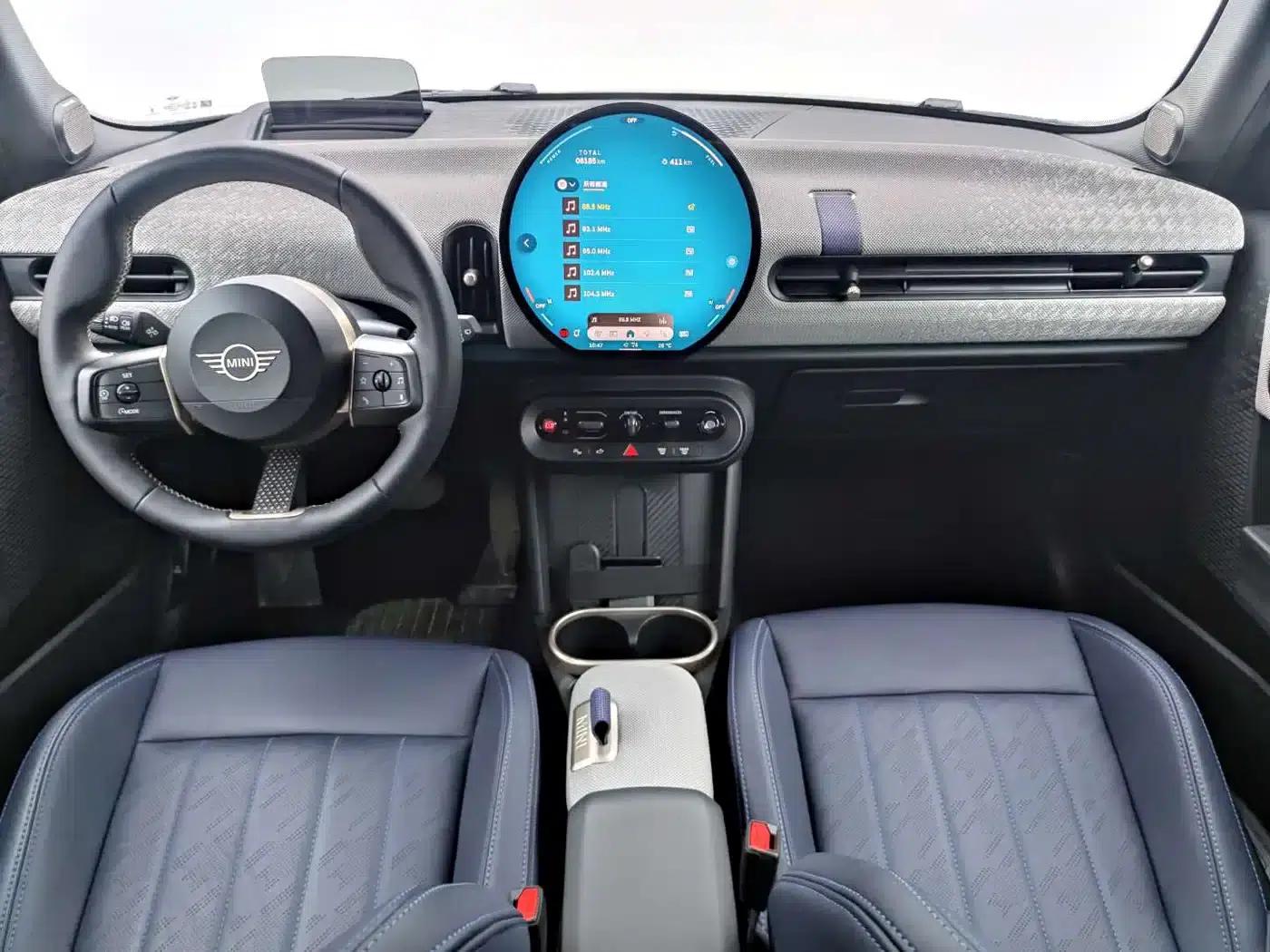 MINI 2025 2.0T COOPER S Artist 5-Door Edition — миниатюра 6