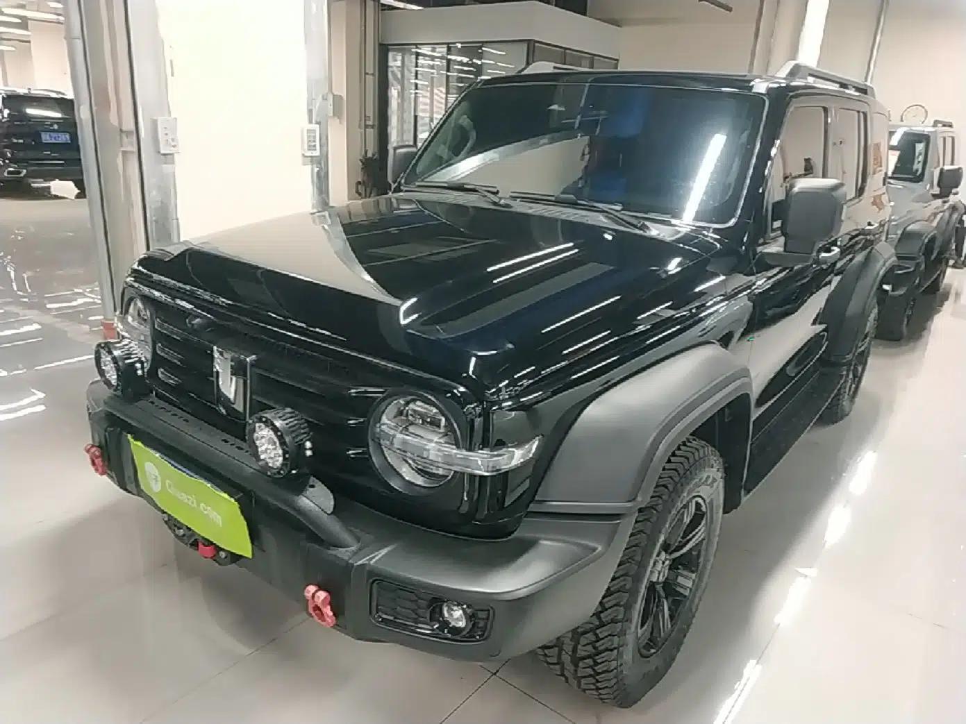 Tank 300 2023 Off-Road Edition 2.0T Challenger — миниатюра 1