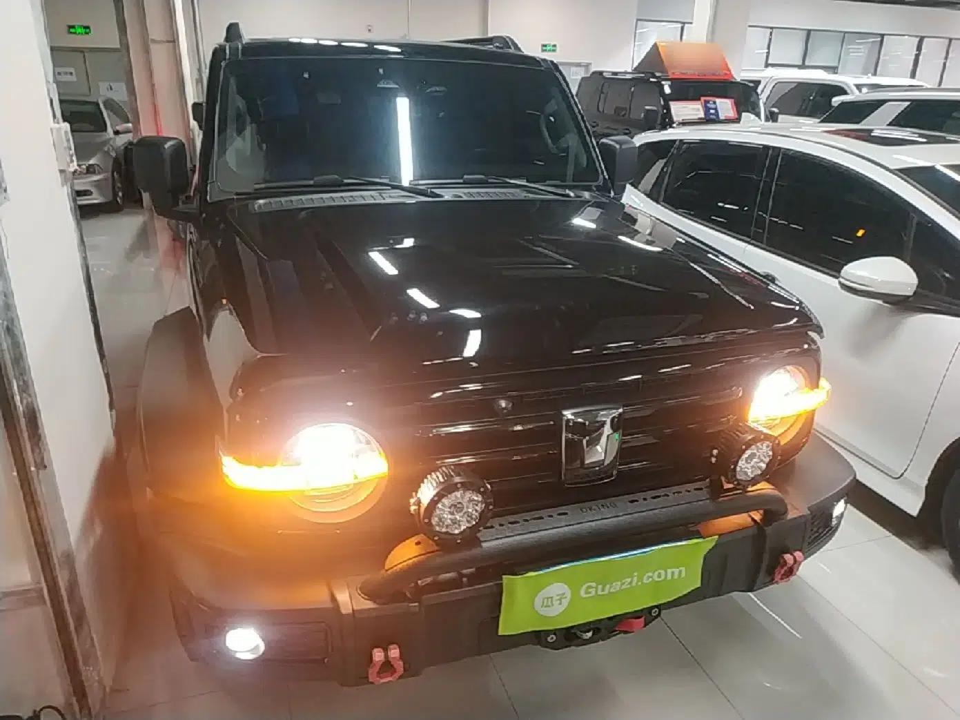 Tank 300 2023 Off-Road Edition 2.0T Challenger — миниатюра 2