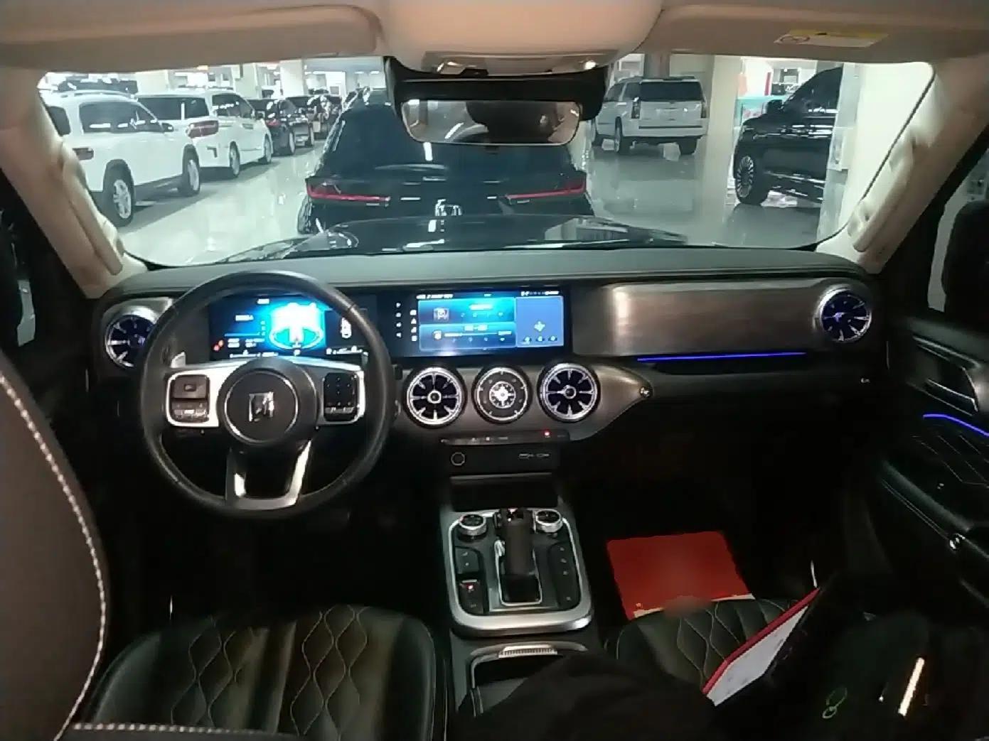 Tank 300 2023 Off-Road Edition 2.0T Challenger — миниатюра 13