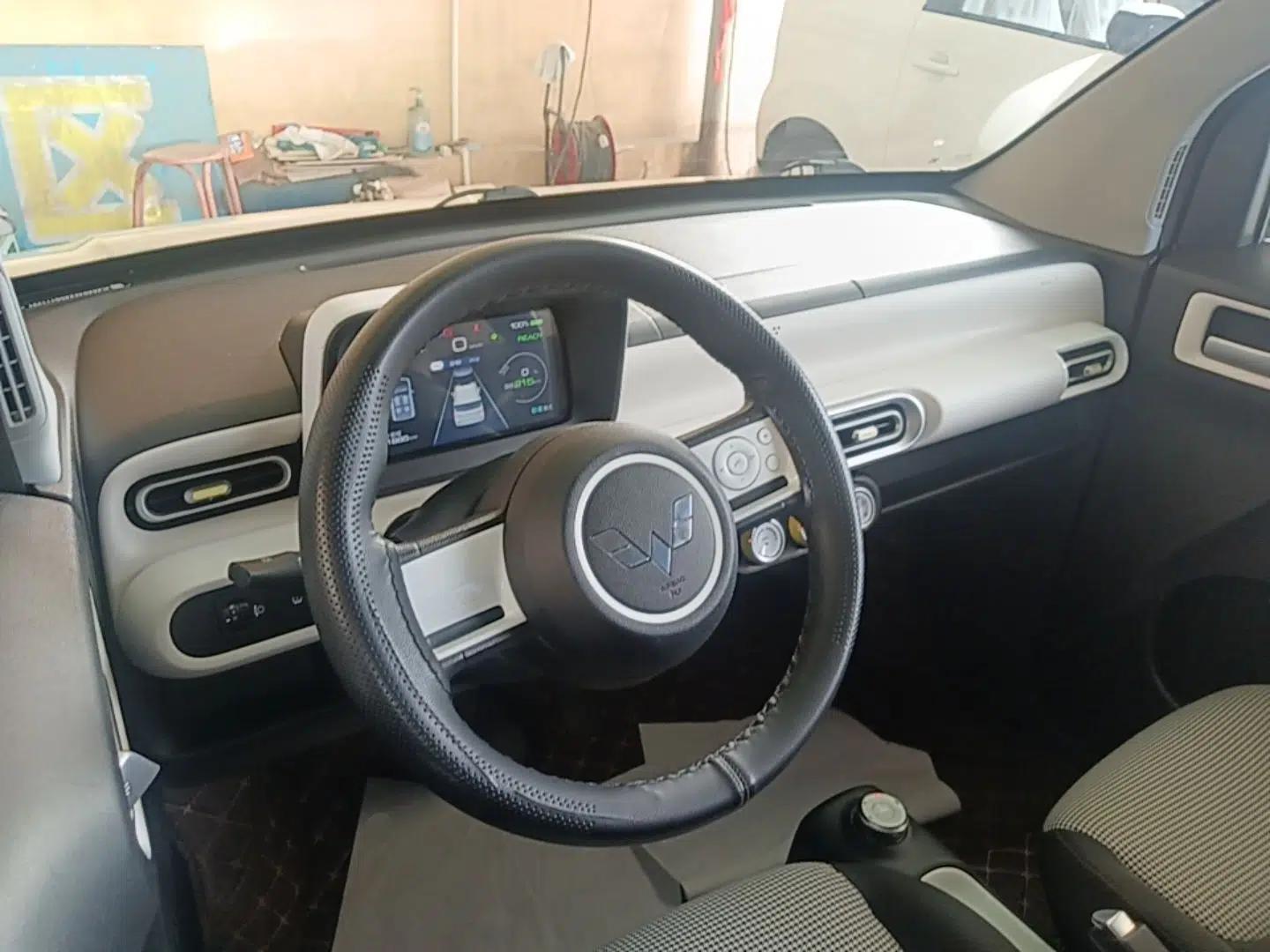 Wuling Hongguang MINIEV 2024 3rd Generation 215km Youth Edition — миниатюра 13
