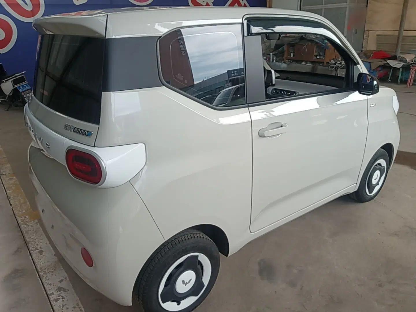 Wuling Hongguang MINIEV 2024 3rd Generation 215km Youth Edition — миниатюра 6