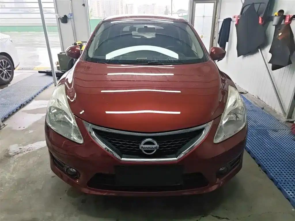 2011 Tiida 1.6L CVT Comfort Model — миниатюра 3