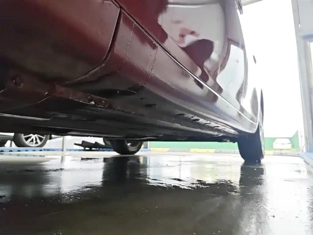 2011 Tiida 1.6L CVT Comfort Model — миниатюра 22