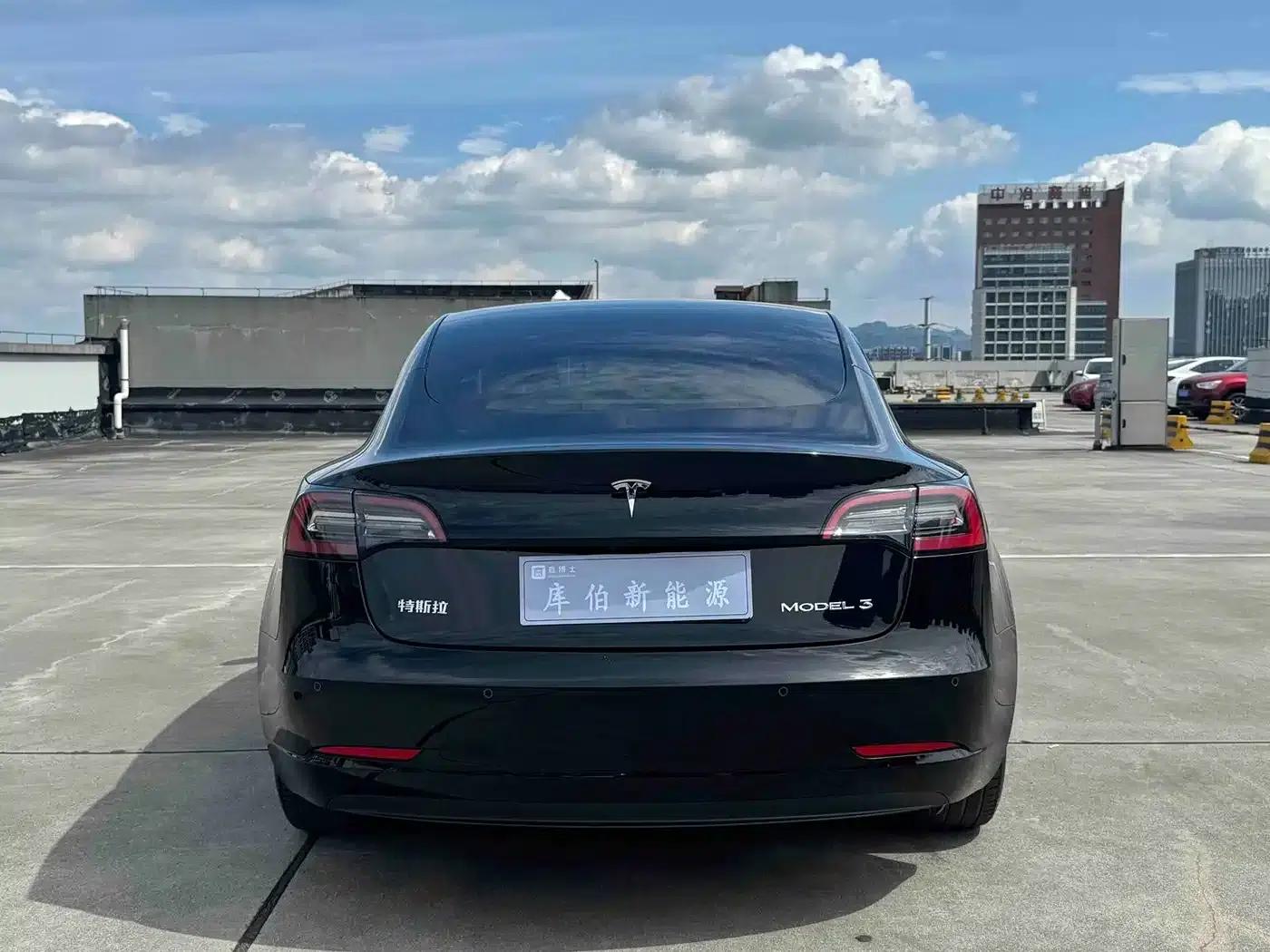 Model 3 2022 Rear-Wheel Drive — миниатюра 5