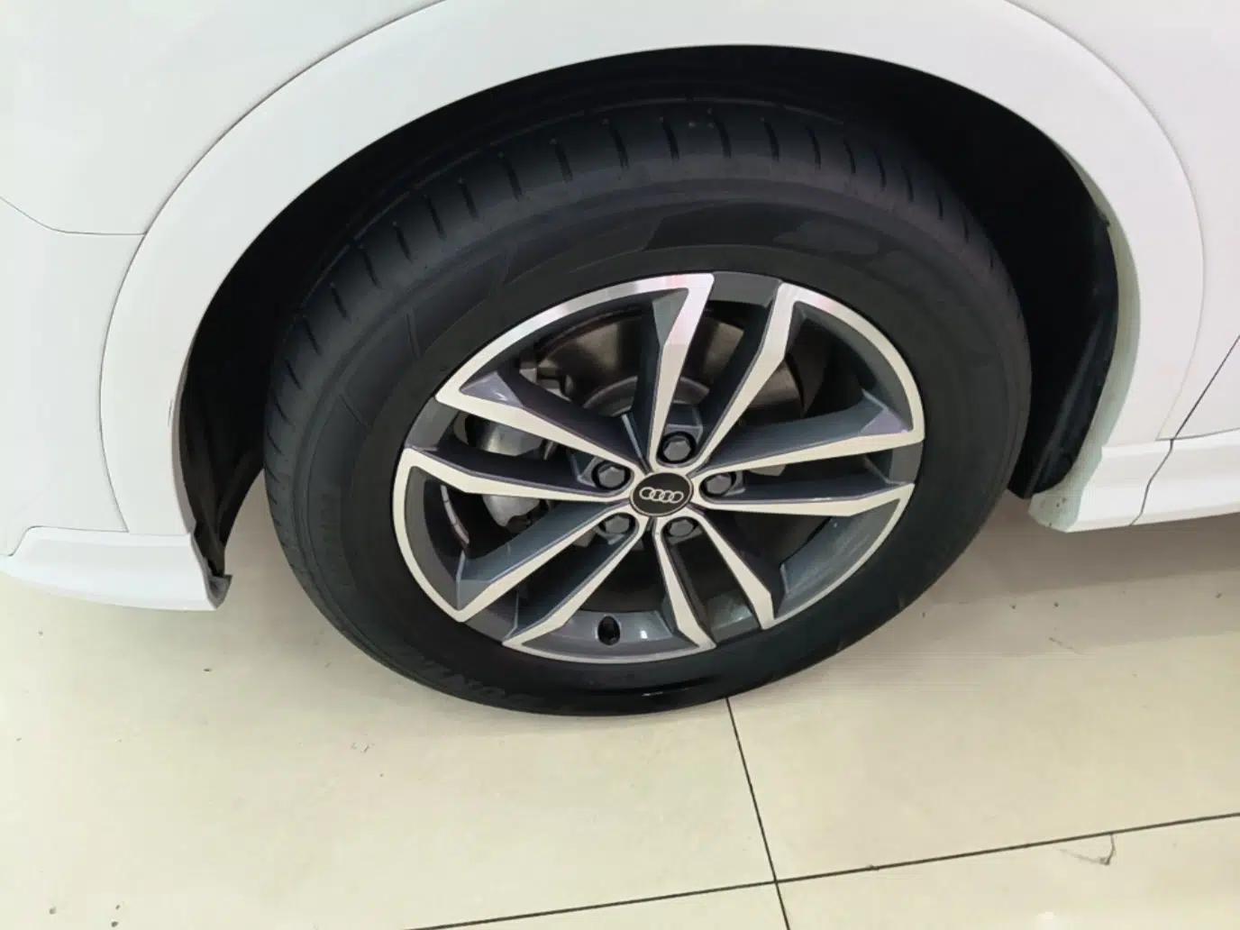 Audi Q3 2022 35 TFSI Progressive Dynamic Edition — миниатюра 8