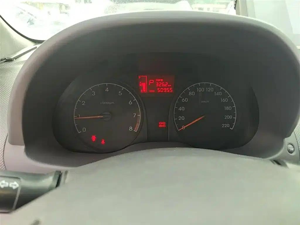 2016 Hyundai Reina 1.4L Automatic Intelligent GLS — миниатюра 12