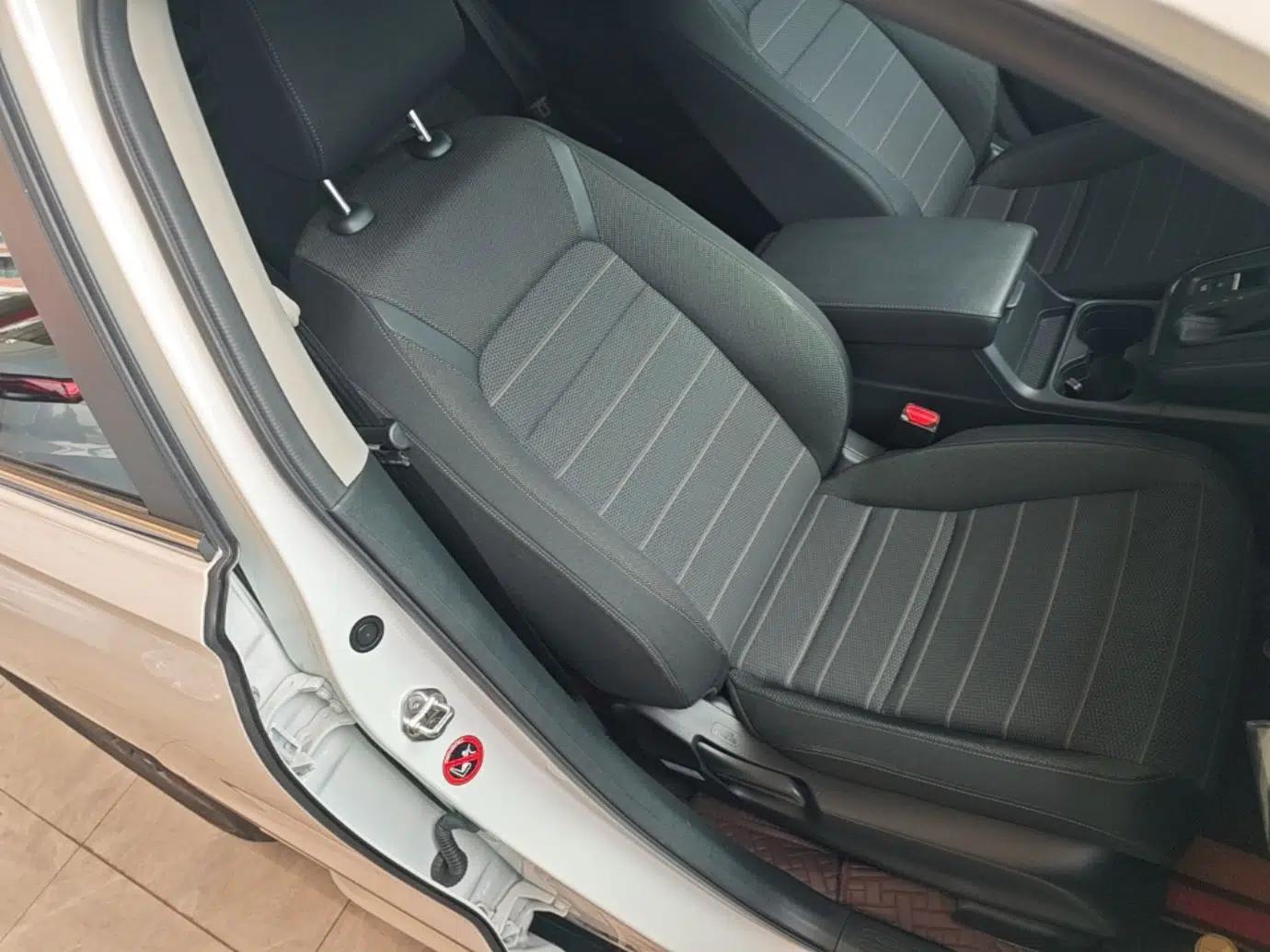 Honda Breeze 2023 240TURBO Two-Wheel Drive Elite Edition 5 Seats — миниатюра 23