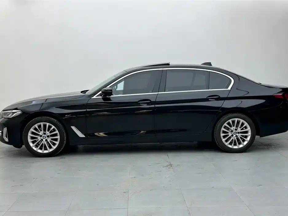 2021 BMW 5 Series Facelift 525Li Luxury Package — миниатюра 3