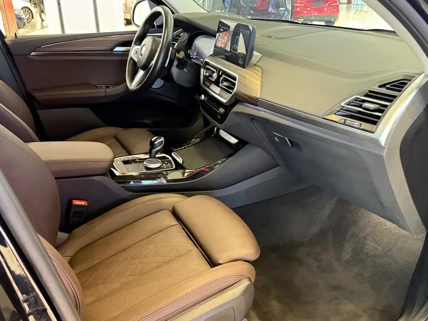 BMW X3 2022 Facelift xDrive30i Leading Edition M Sport Package — миниатюра 4