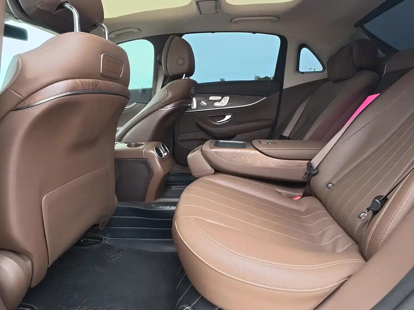 Mercedes-Benz E-Class 2019 Facelift E 300 L Luxury — миниатюра 11
