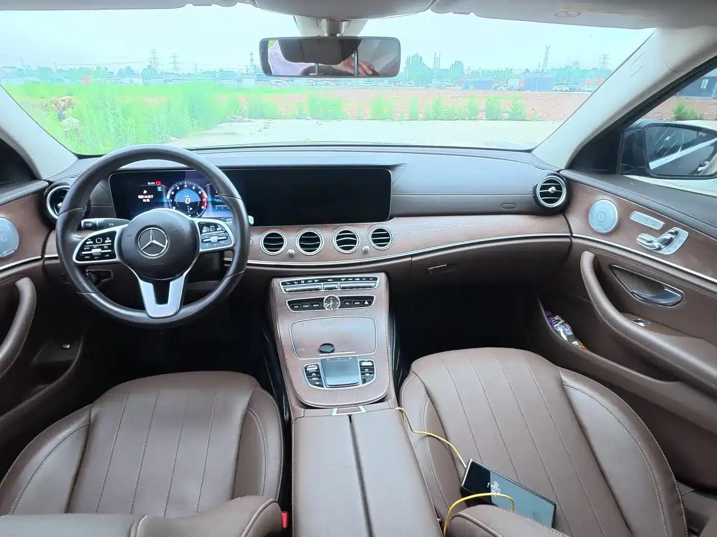 Mercedes-Benz E-Class 2019 Facelift E 300 L Luxury — миниатюра 12