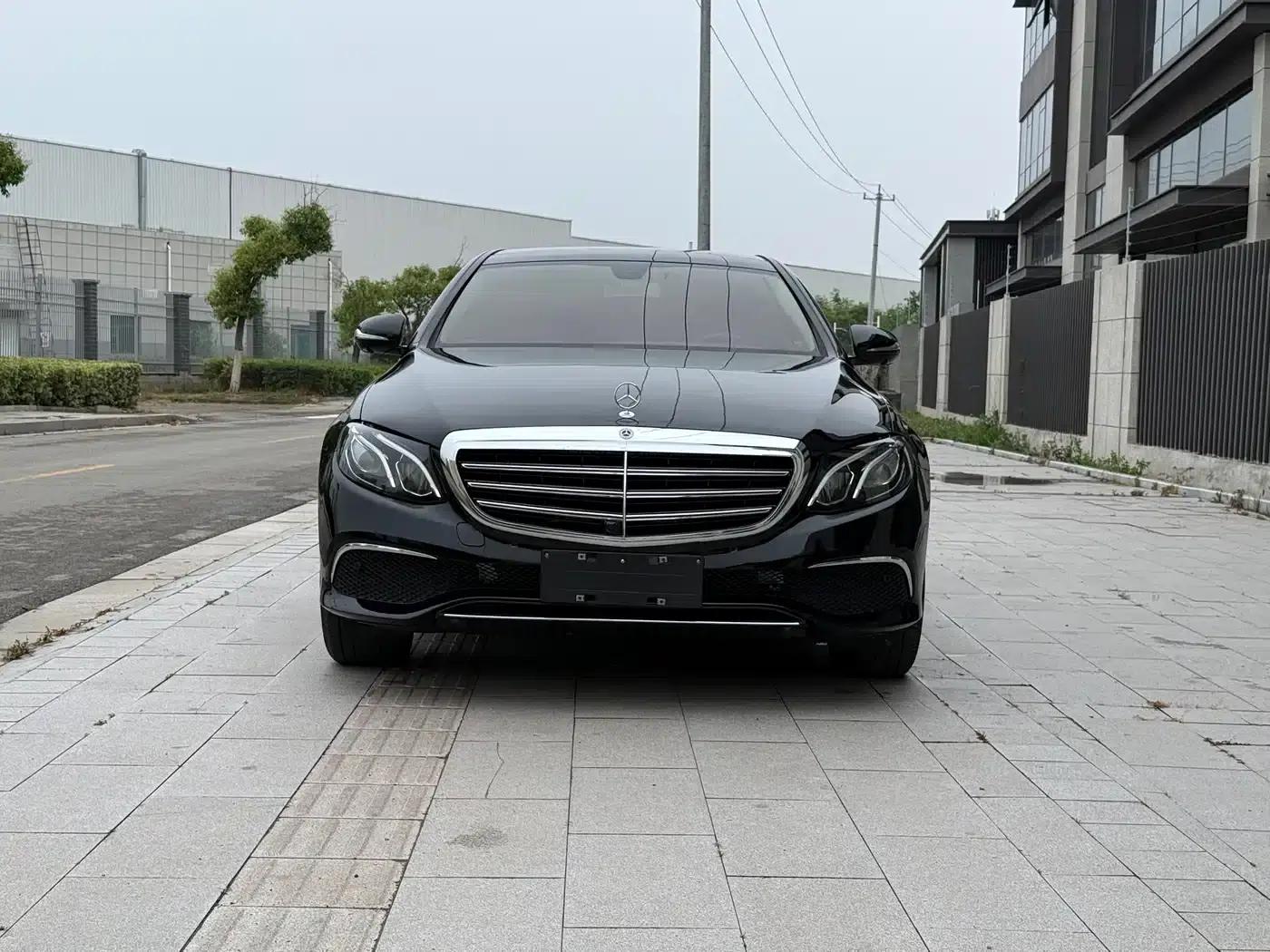 Mercedes-Benz E-Class 2019 E 300 L Sport Luxury — миниатюра 3