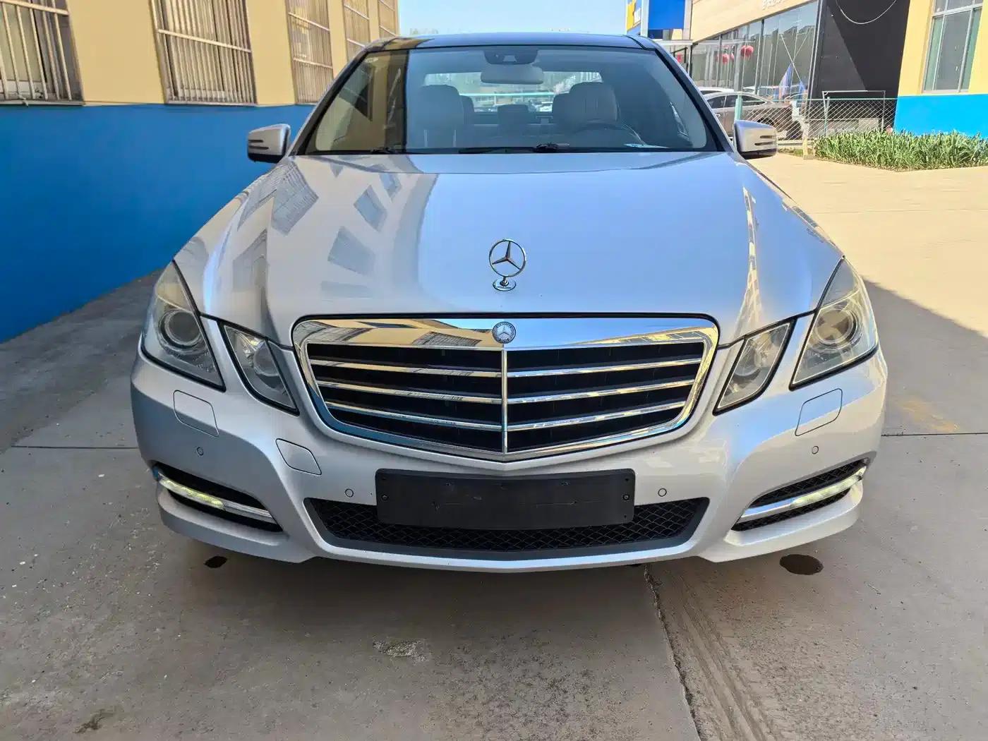 Mercedes-Benz E-Class 2011 E 260 L CGI Fashion Edition — миниатюра 3