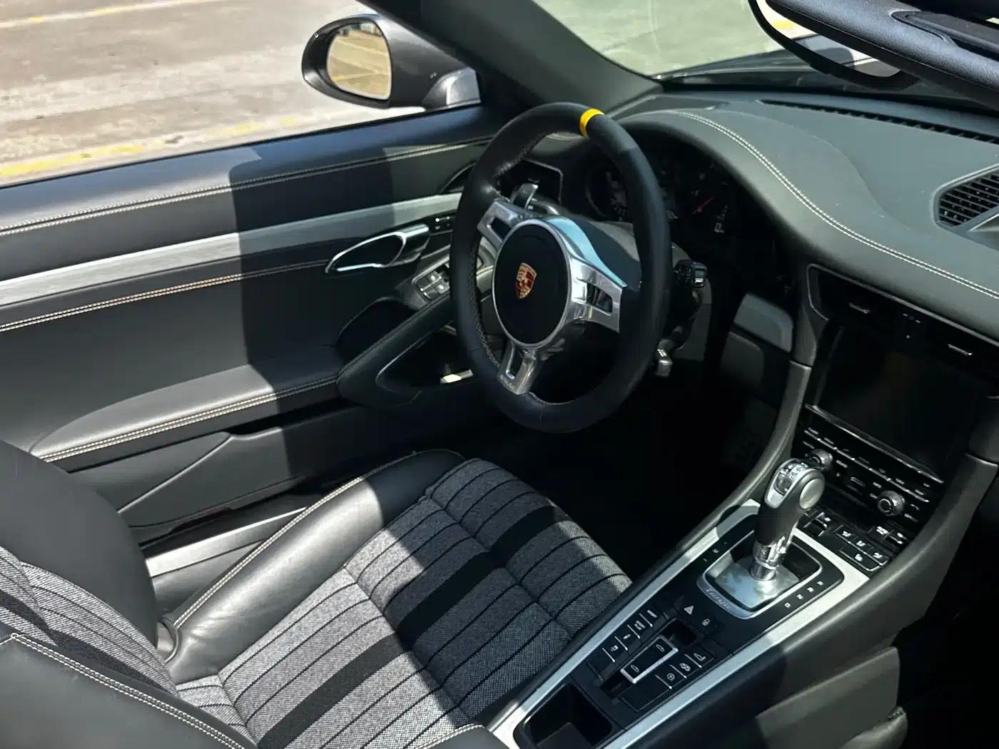 2014 Porsche 911 Targa 4 3.4L — миниатюра 9