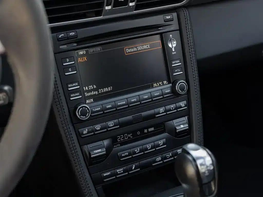 2011 Porsche 911 Carrera 4 GTS Coupe 3.8L — миниатюра 15