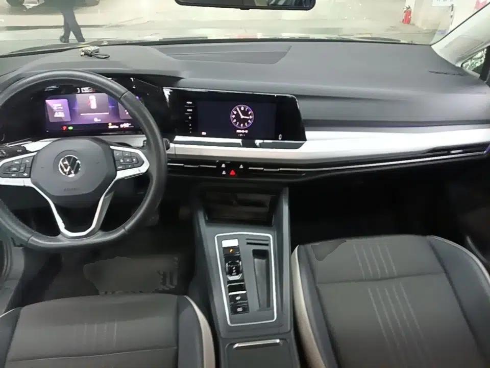 Volkswagen Golf 2021 200TSI DSG Pro — миниатюра 13