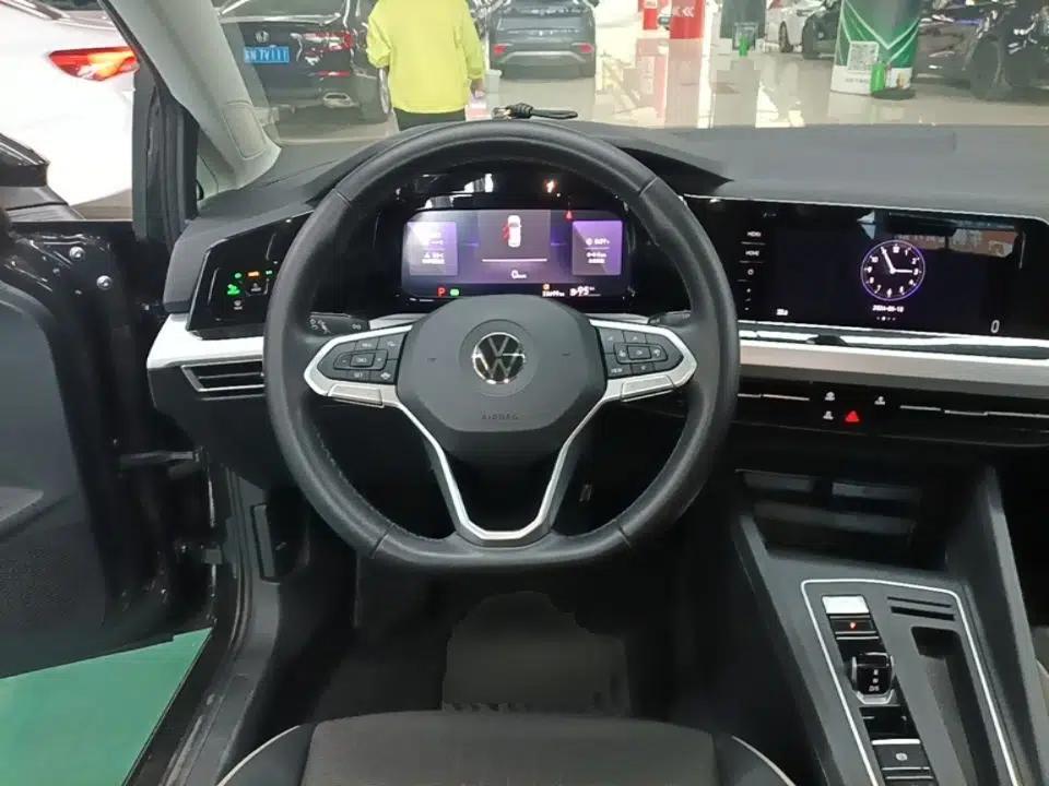 Volkswagen Golf 2021 200TSI DSG Pro — миниатюра 14