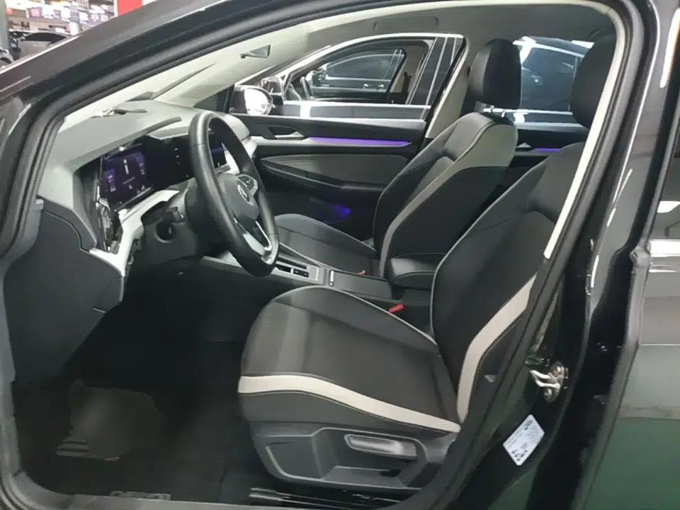 Volkswagen Golf 2021 200TSI DSG Pro — миниатюра 18