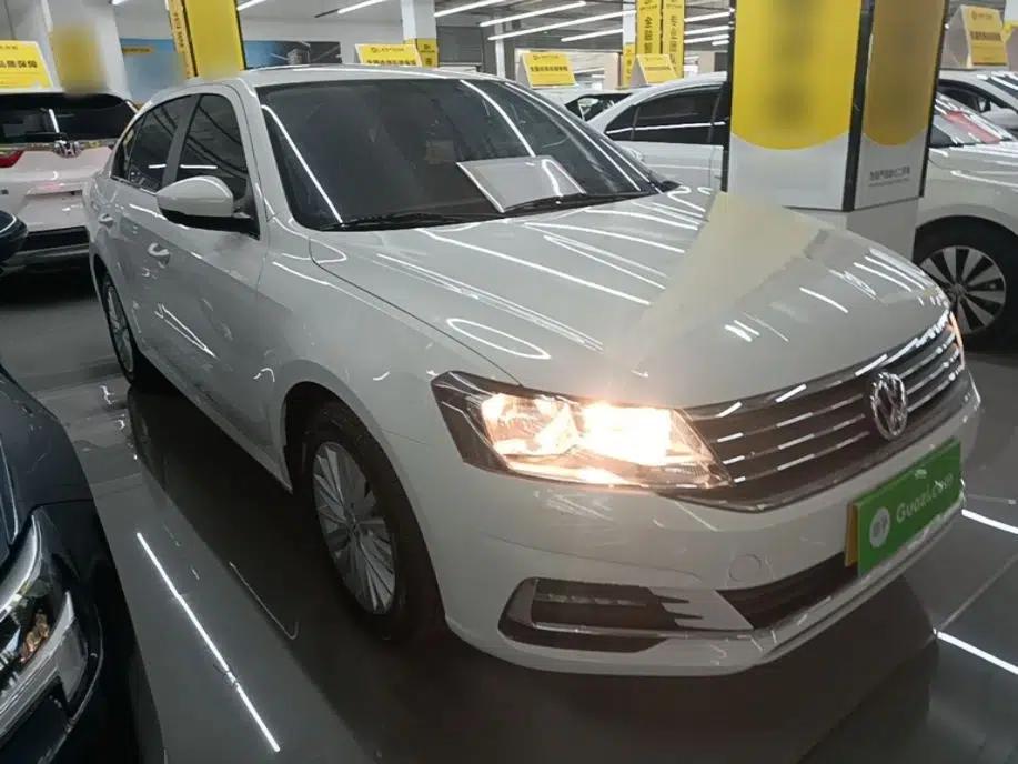 Volkswagen Lavida 2019 Lavida Start 1.5L Automatic Comfort Edition China VI Standard — миниатюра 3