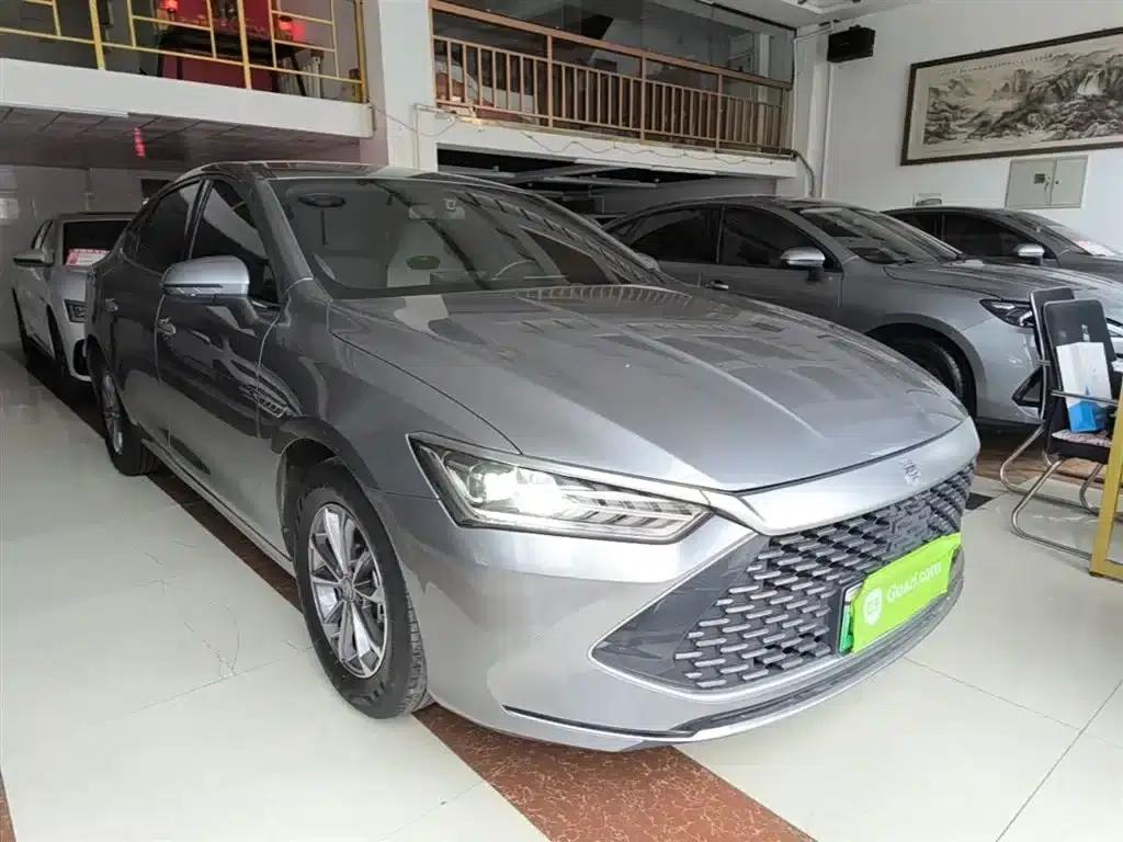 Qin PLUS 2024 Glory Edition DM-i 55KM Leading Model — миниатюра 4