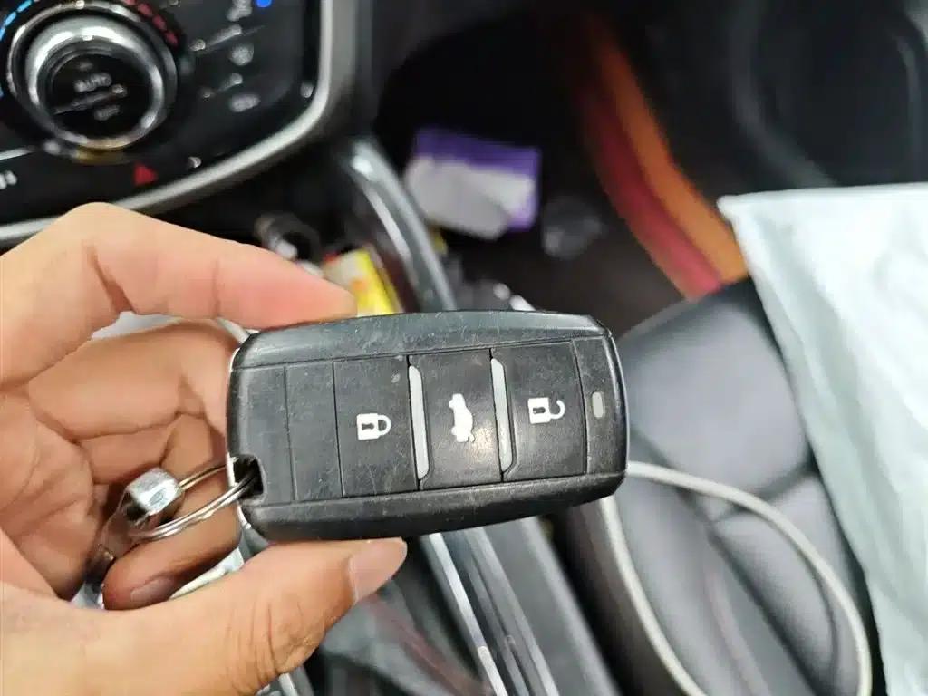 Changan CS75 2017 Fashion Edition 1.5T Automatic Sharp Model — миниатюра 12
