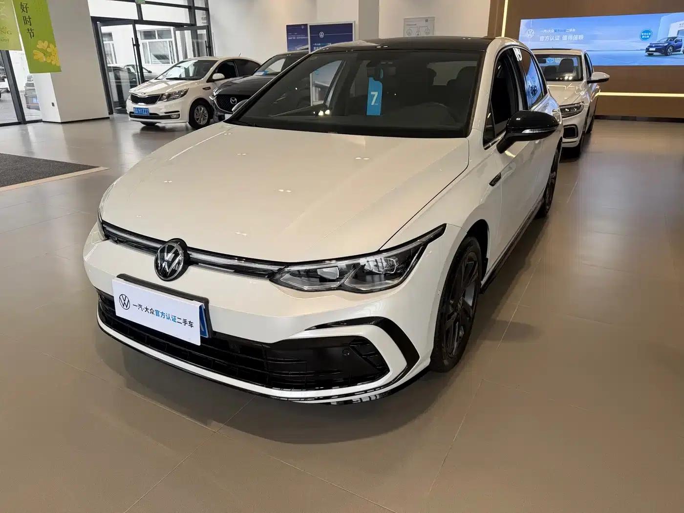 2023 Golf Facelift 280TSI DSG R-Line Lite — миниатюра 1