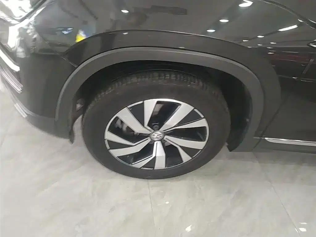 Tayron 2020 330TSI 2WD Luxury Intelligent Edition — миниатюра 23