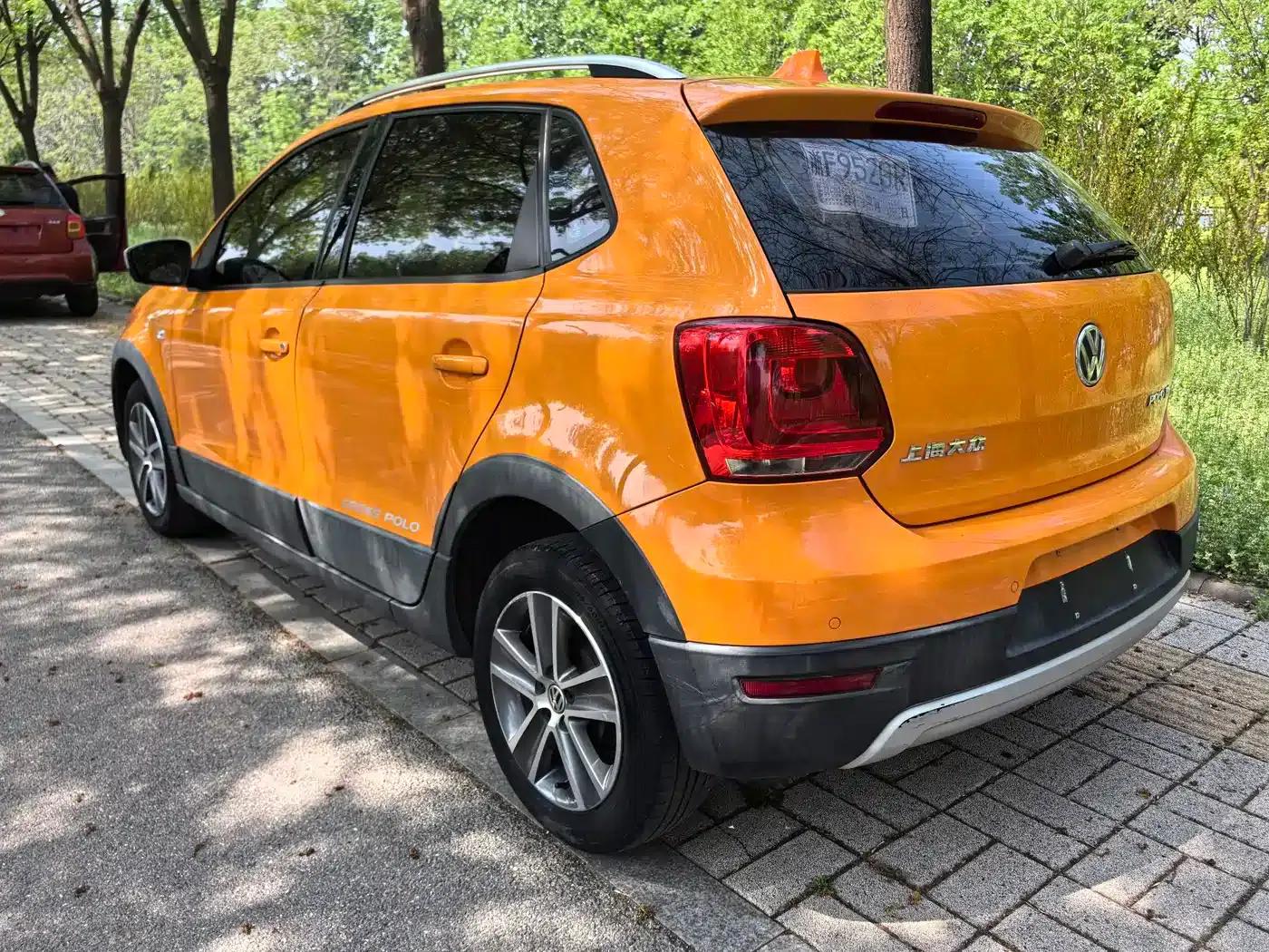 2012 Polo 1.6L Cross Polo AT — миниатюра 3