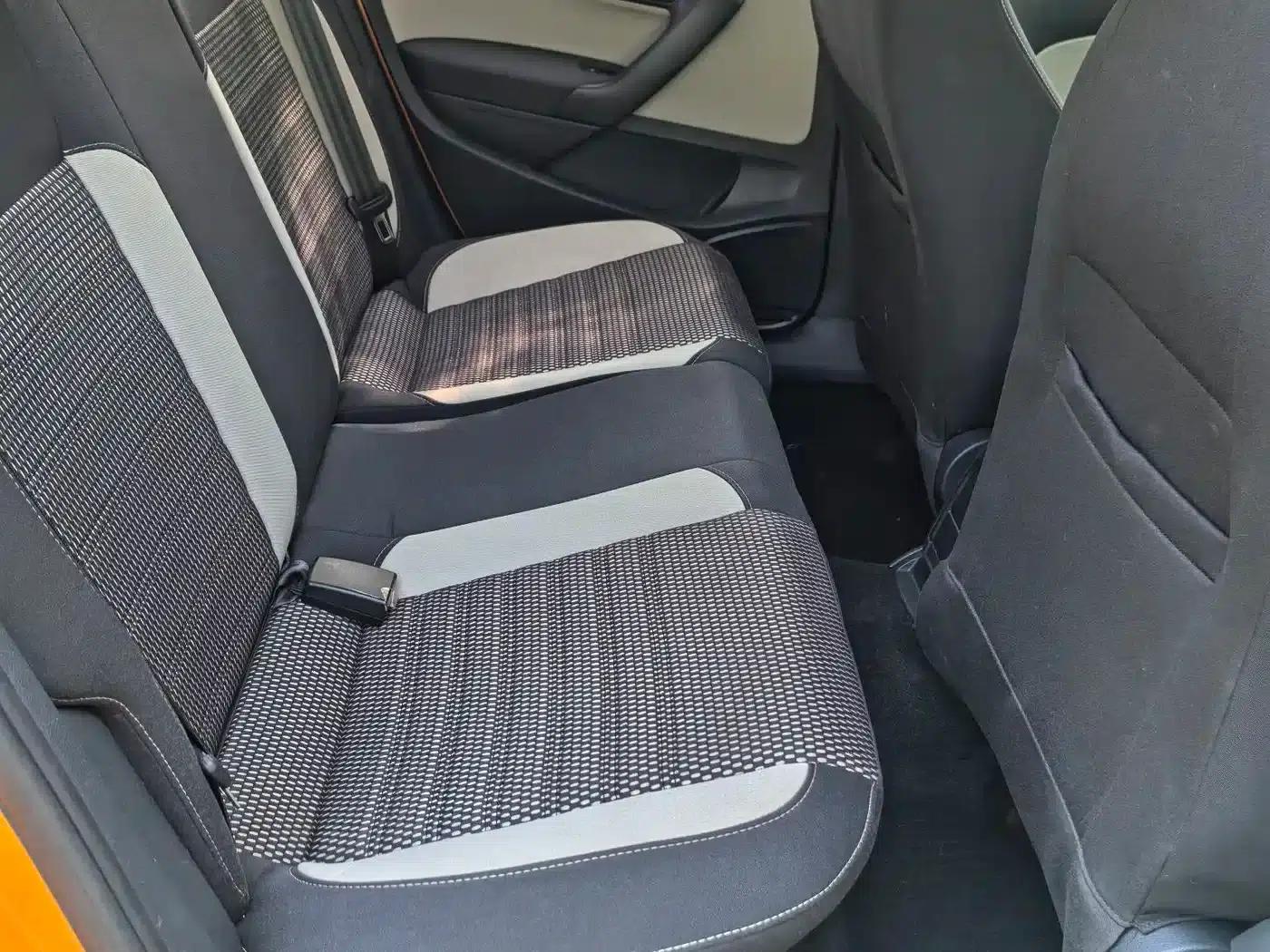 2012 Polo 1.6L Cross Polo AT — миниатюра 5