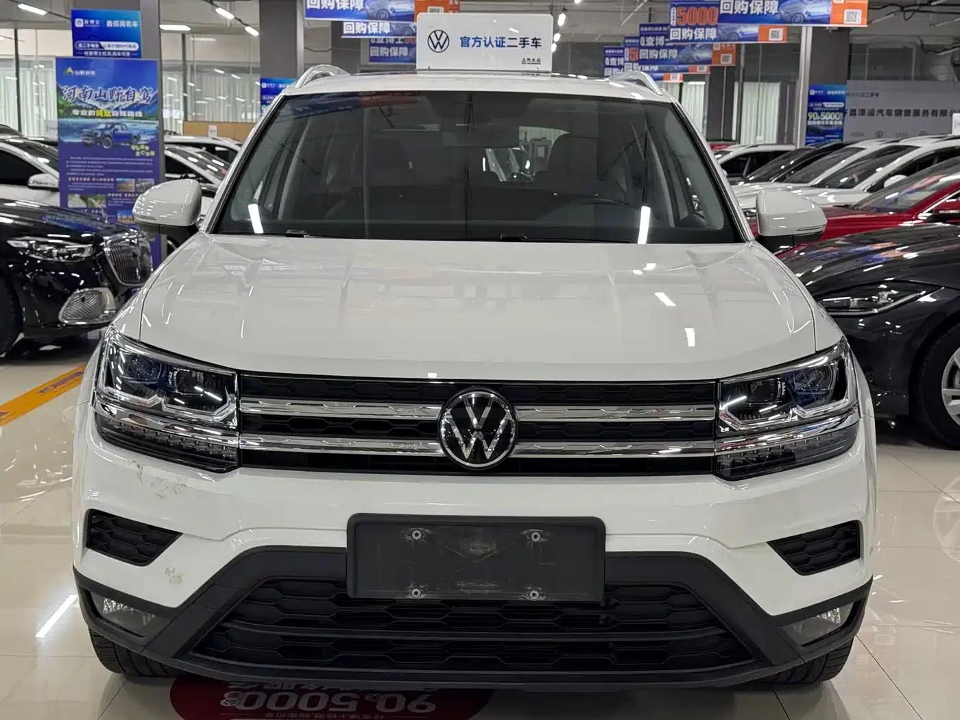 Tharu 2022 280TSI 2WD Luxury Edition — миниатюра 2
