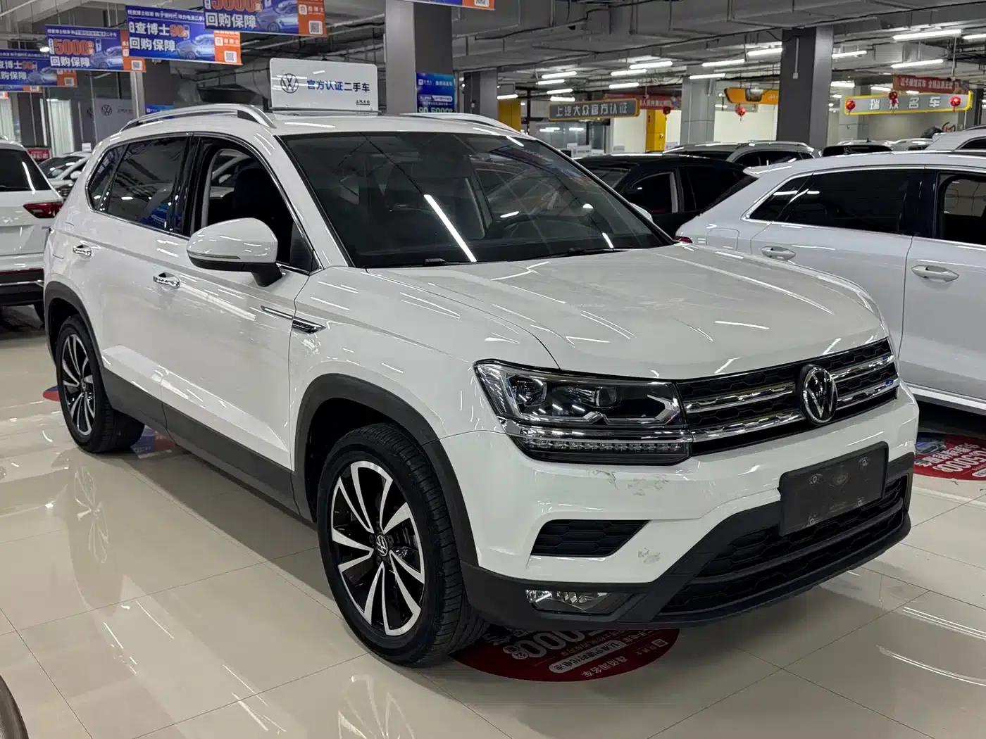 Tharu 2022 280TSI 2WD Luxury Edition — миниатюра 3